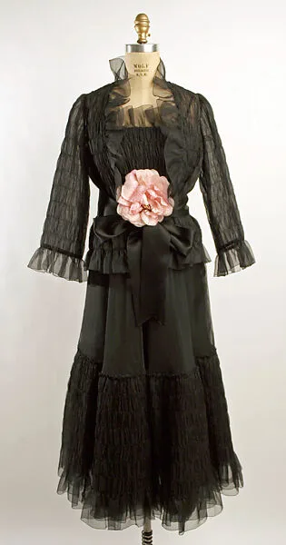 Evening ensemble — House of Givenchy|Hubert de Givenchy