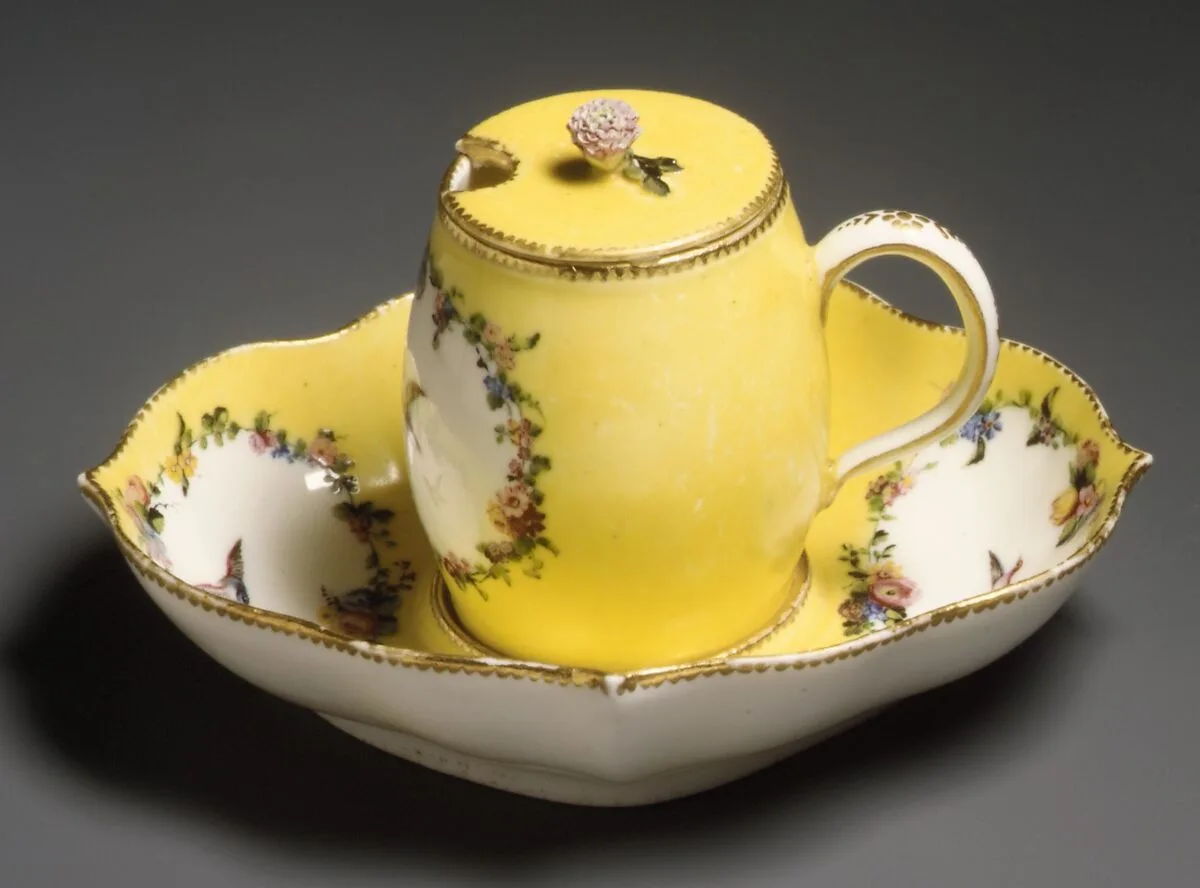 Mustard pot and stand (moutardier ordinaire) — Vincennes Manufactory