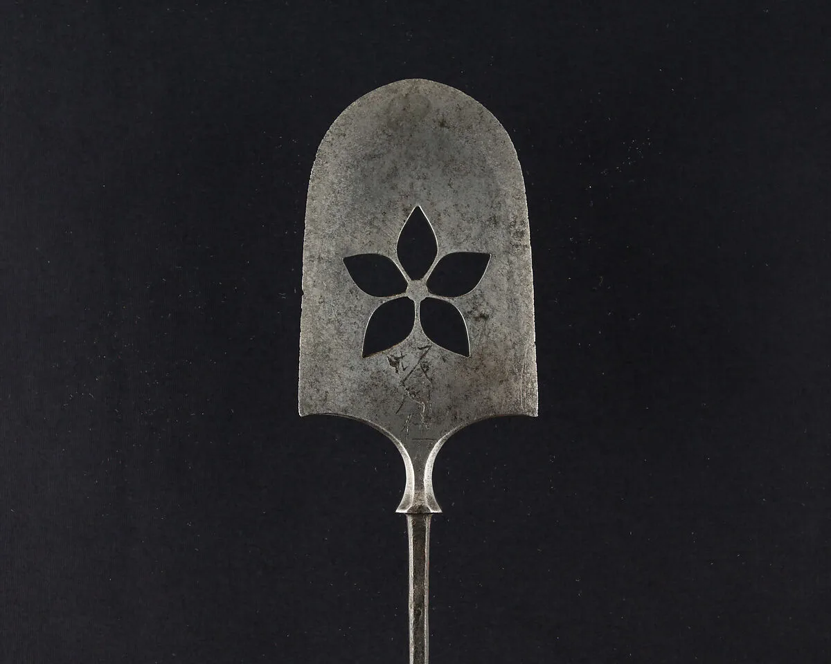 Arrowhead (<i>Yanone</i>) — Unknown