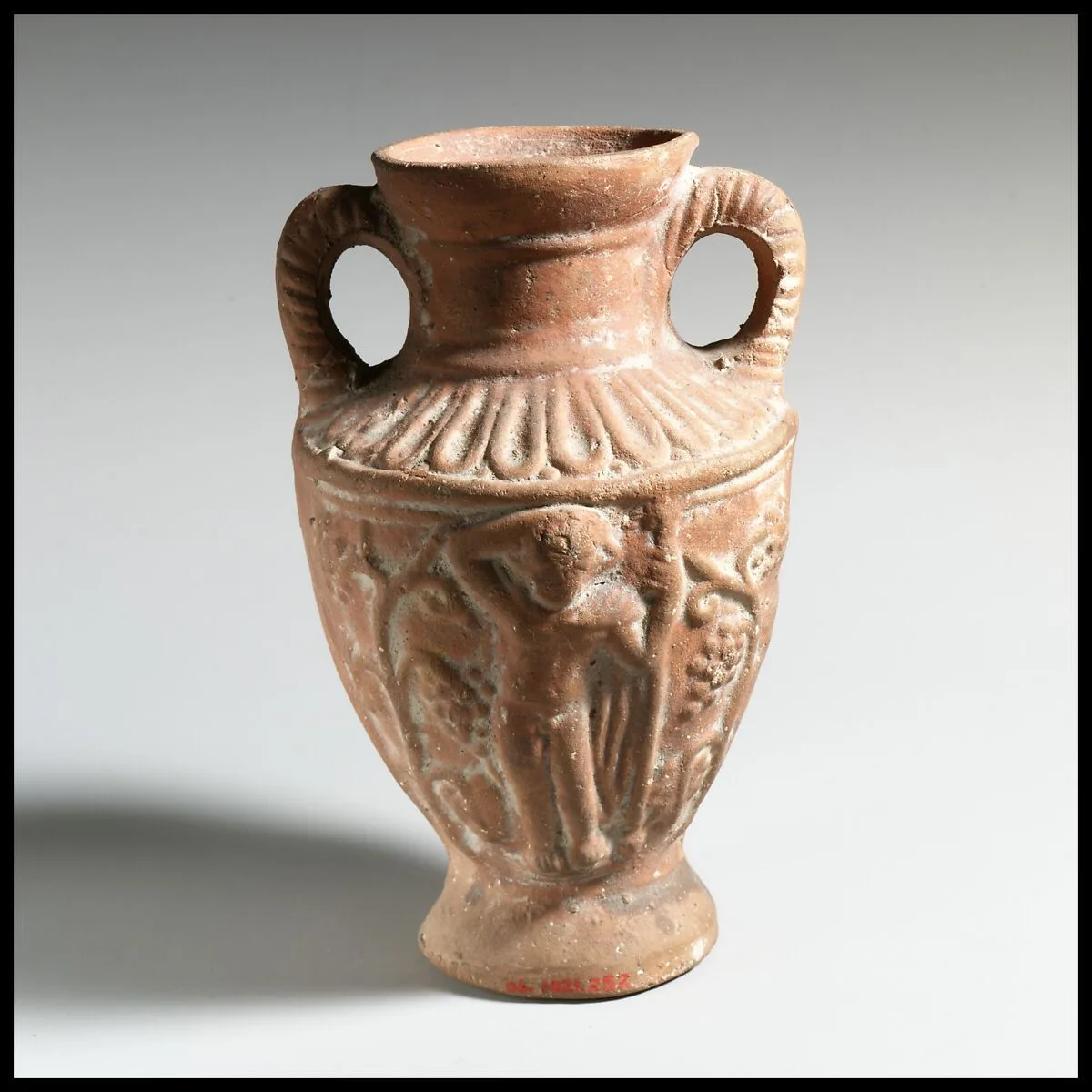 Terracotta jar — Unknown