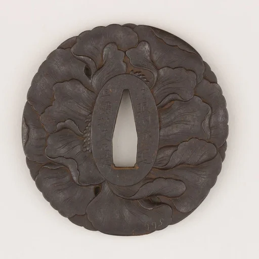 Sword guard (<i>Tsuba</i>) With Peony Motif (牡丹図鐔)