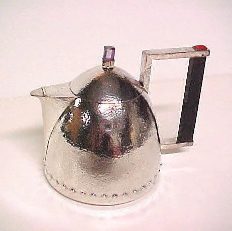 Teapot — Josef Hoffmann
