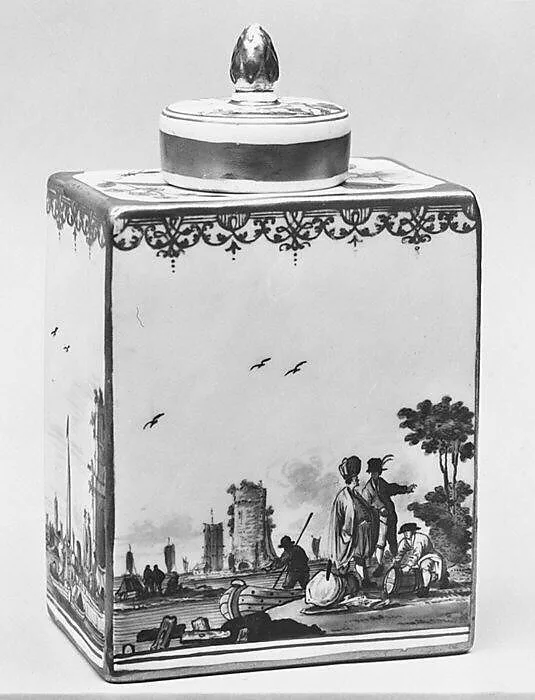 Tea caddy — Meissen Manufactory
