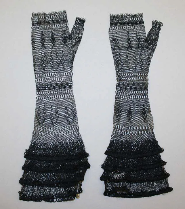 Mitts — Unknown