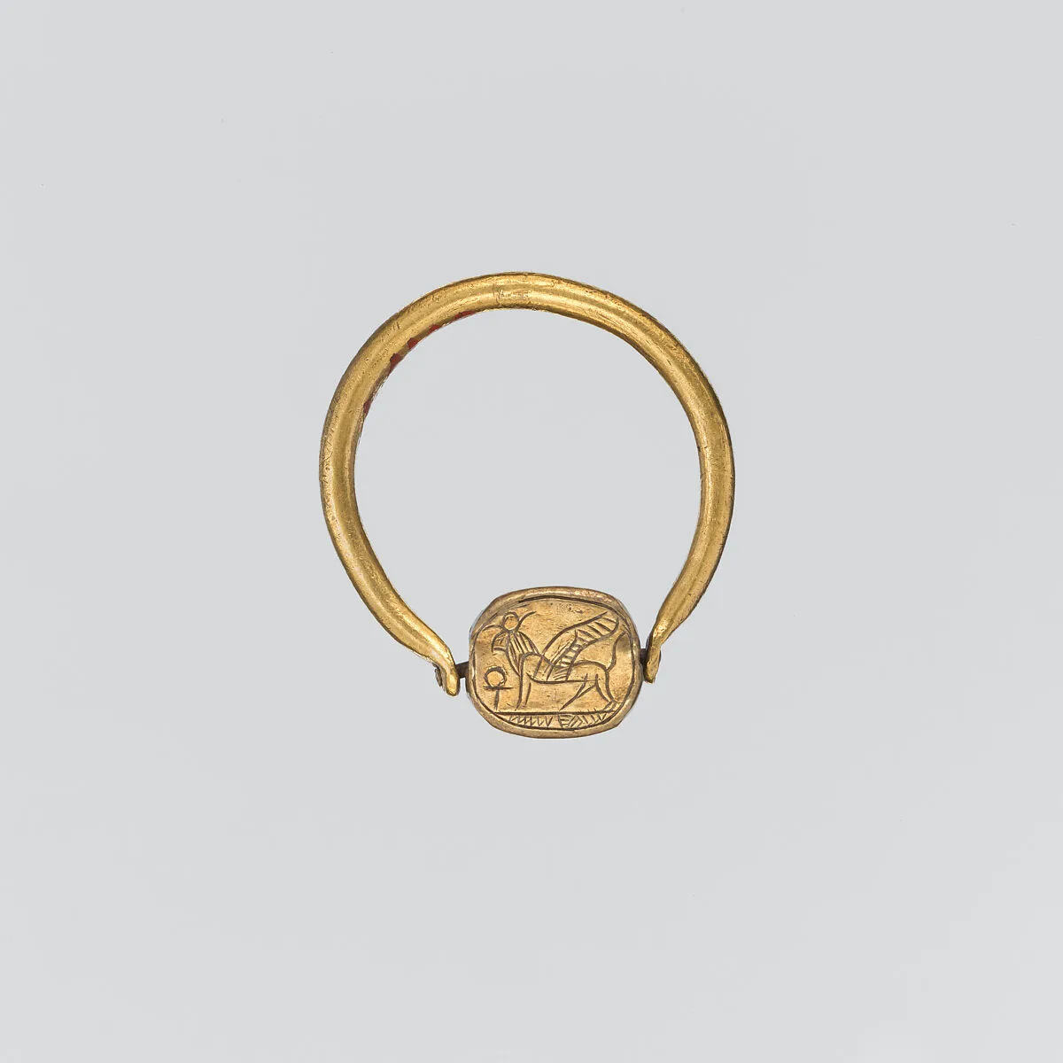 Gold scaraboid ring — Unknown