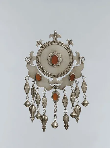 Pectoral Disc Ornament — Unknown