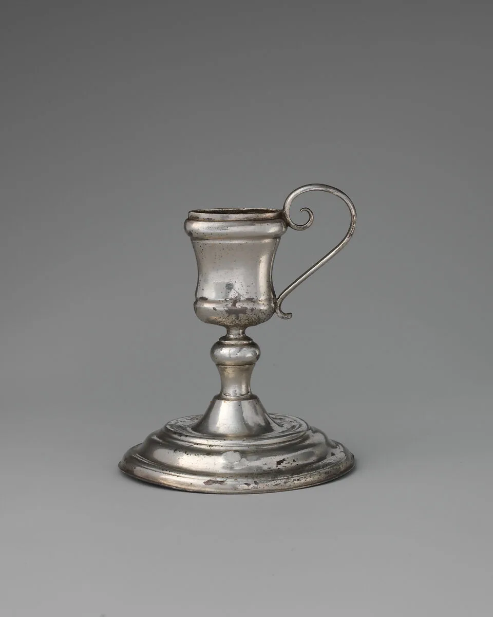 Miniature snuffers stand — Unknown