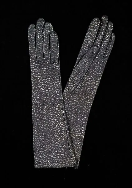 Gloves — Yves Saint Laurent|Yves Saint Laurent Rive Gauche|Yves Saint Laurent
