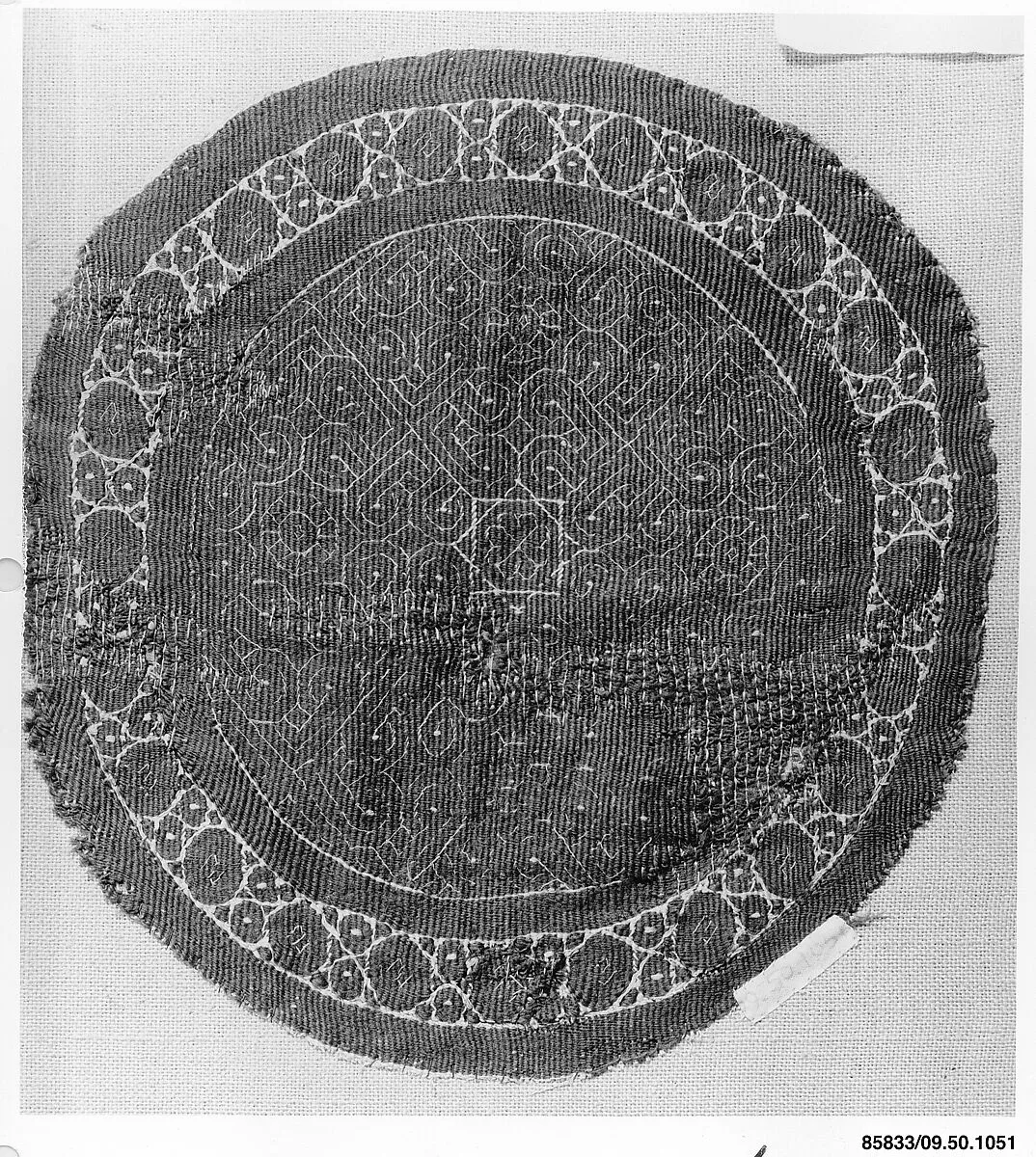 Roundel — Unknown