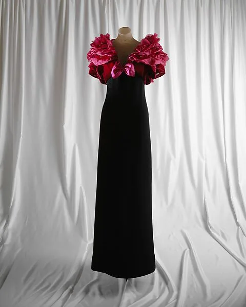 Evening stole — Hubert de Givenchy|House of Givenchy