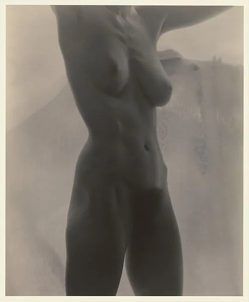 Georgia O'Keeffe—Torso — Alfred Stieglitz