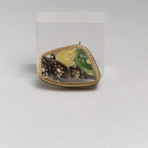 Glass mosaic fragment