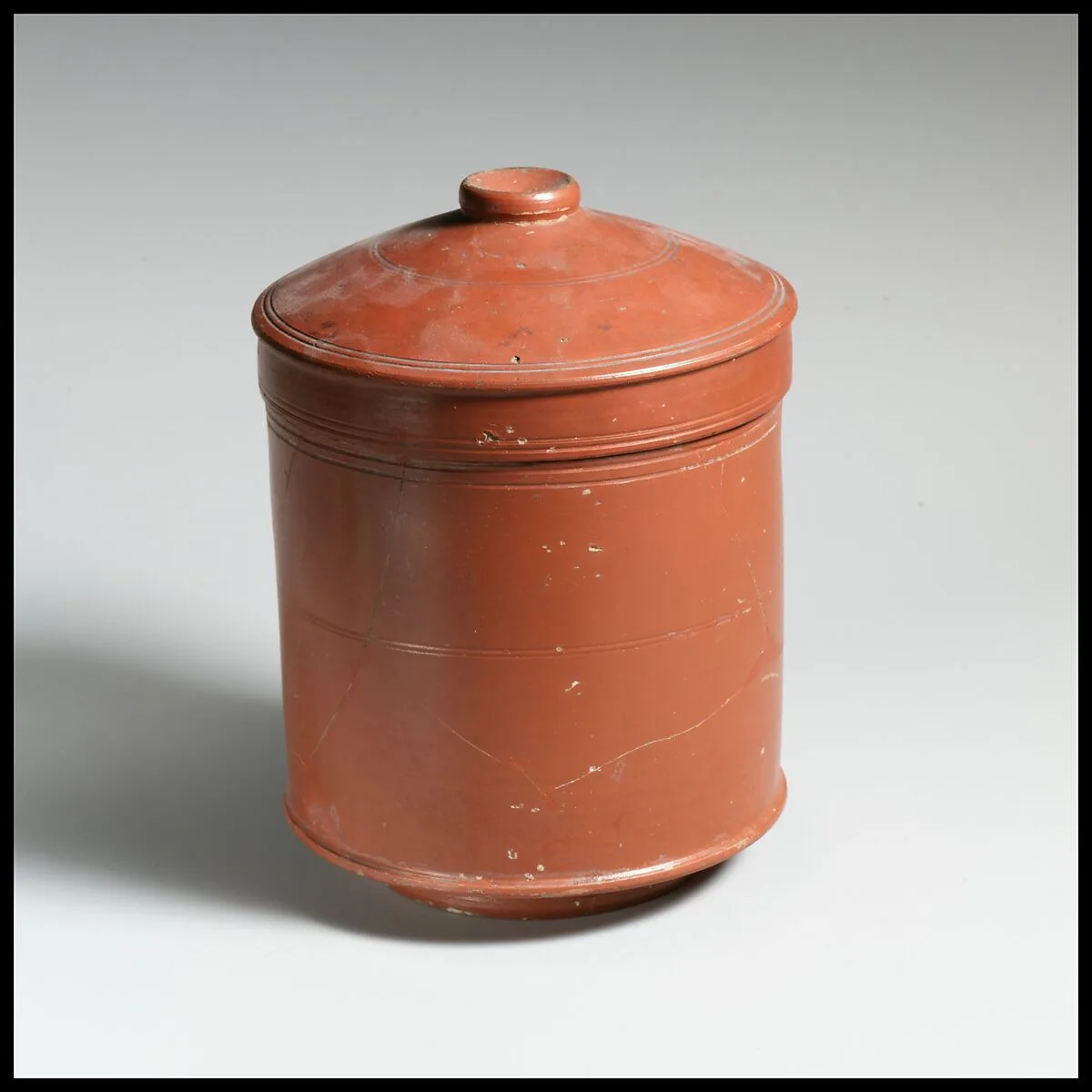 Terracotta pyxis (box) with lid — Unknown