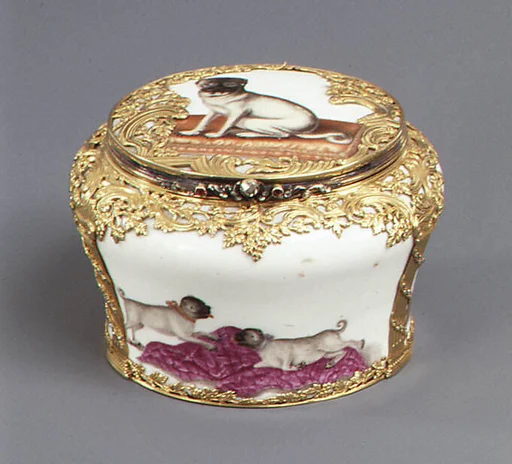Snuffbox