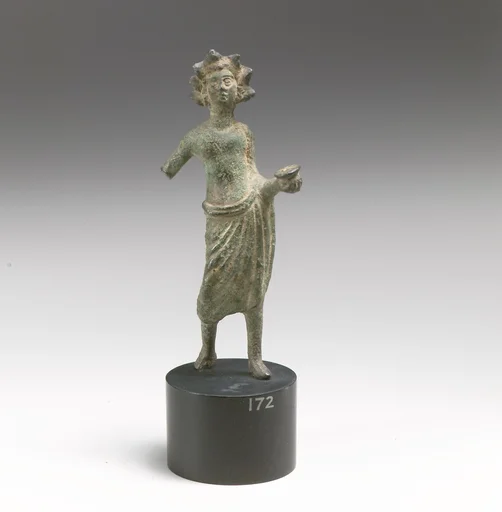 Bronze statuette of a priest or offrant