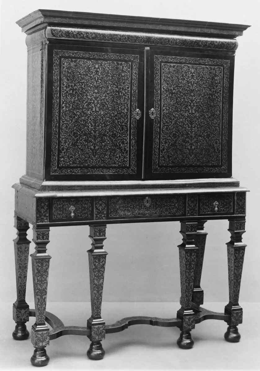 Cabinet — Unknown