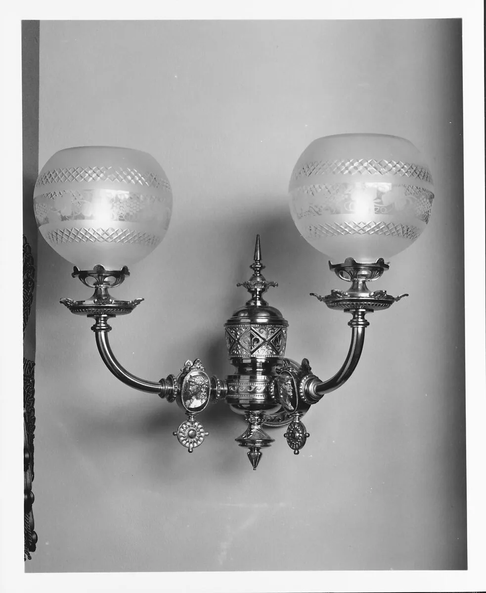 Sconce — Mitchell, Vance & Co.