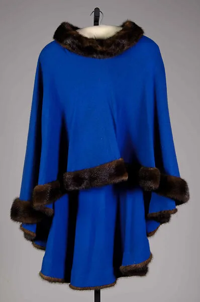 Evening poncho — Halston