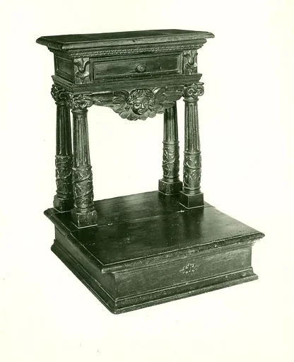 Prie Dieu (Prayer desk)