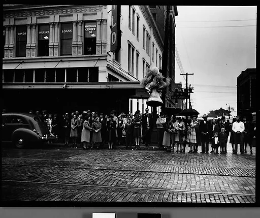 [Street Scene, Tampa, Florida]