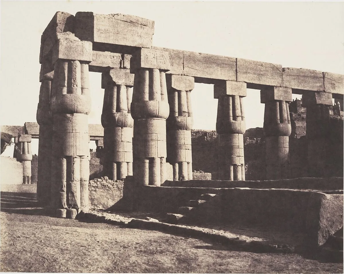 Louksor (Thèbes), Construction Postérieure - Galeries - Parallèles — Félix Teynard