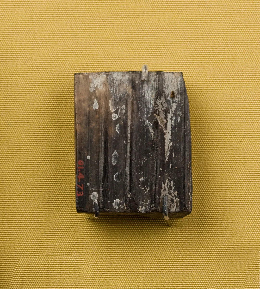 Fragment of burned ivory furniture — Unknown
