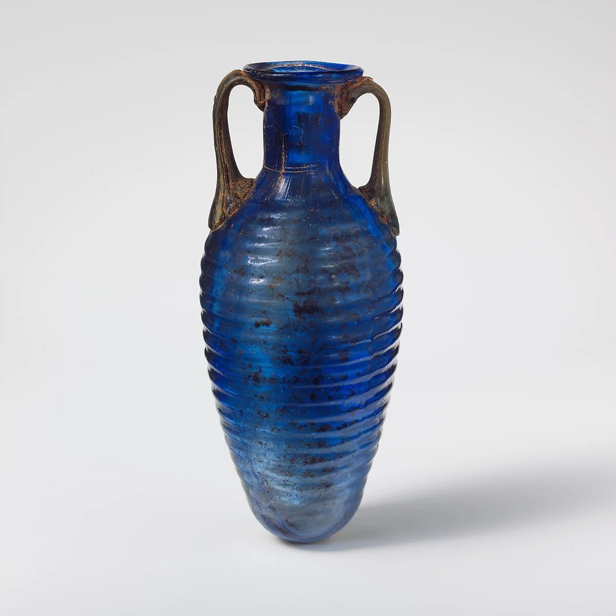 Glass amphoriskos with horizontal ribs — Unknown