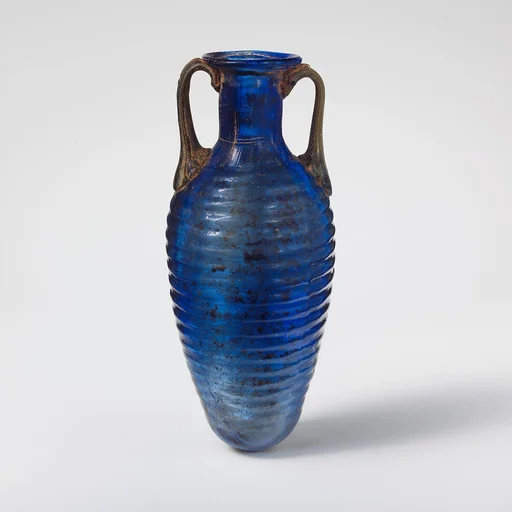 Glass amphoriskos with horizontal ribs