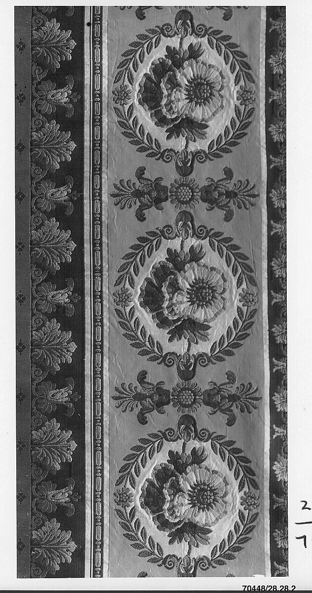 Border for wall fabric — Séguin et Cie