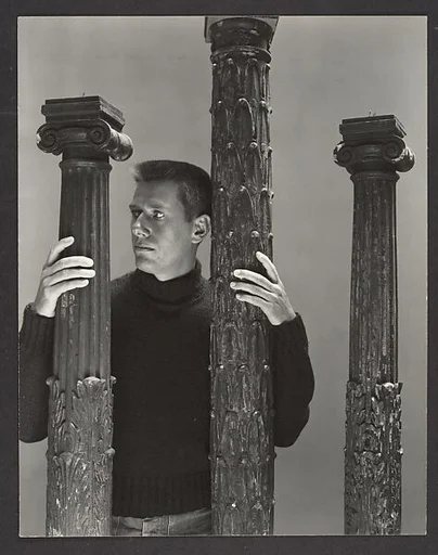 [Paul Cadmus, Columns]