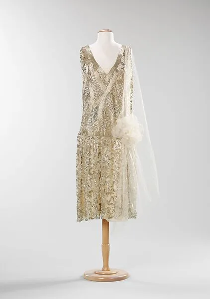 Evening dress — Unknown