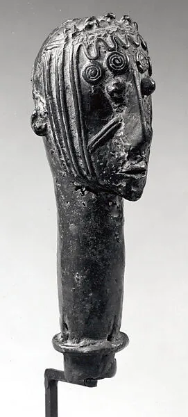 Figure: Head — Unknown