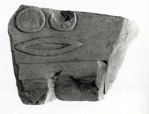 Raised relief fragment