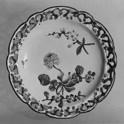 Pair of plates