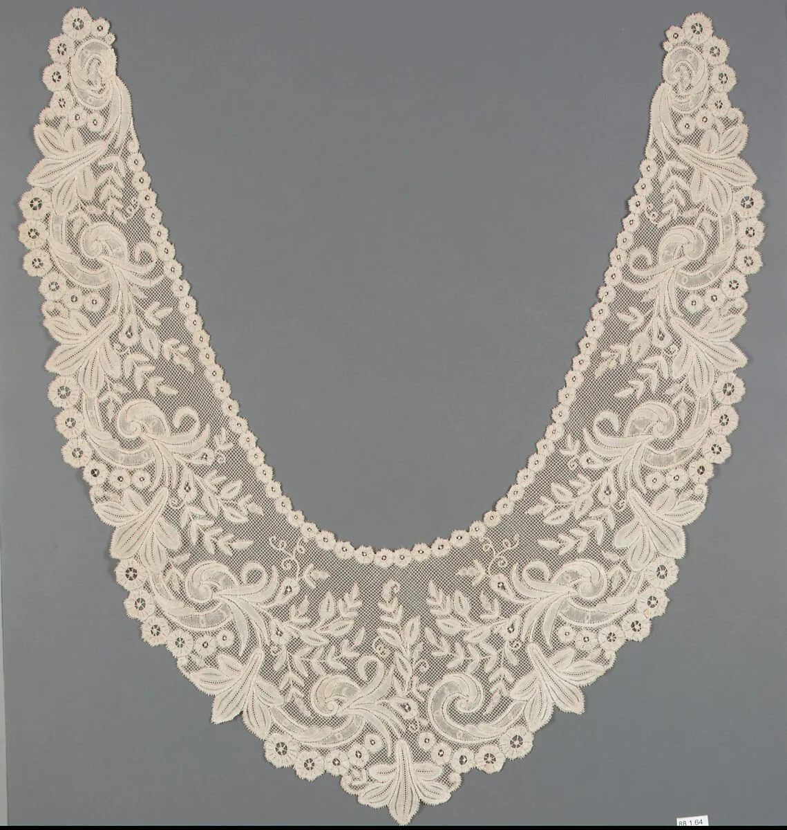 Collar — Unknown