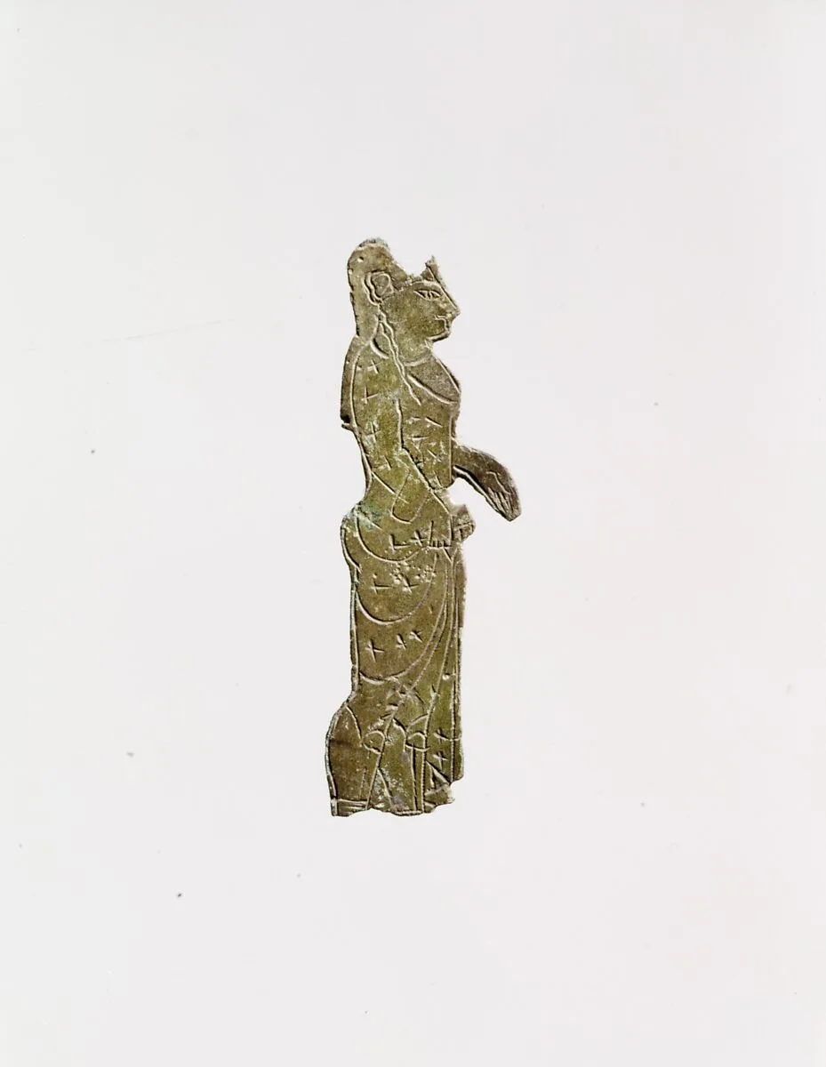 Bronze plaque of a woman — Unknown