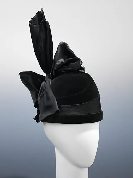 Evening toque — Frederick Loeser & Company