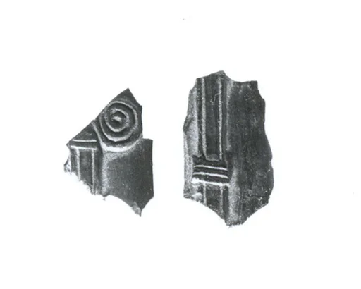 Relief fragments