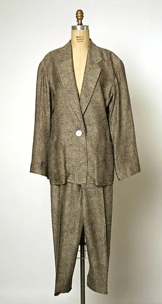 Suit — Perry Ellis Sportswear Inc.|Perry Ellis