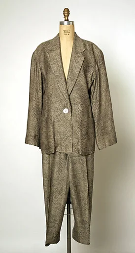 Suit