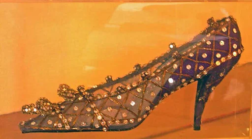 Evening shoes