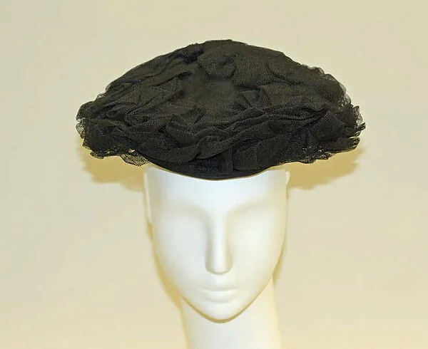 Hat — Lilly Daché