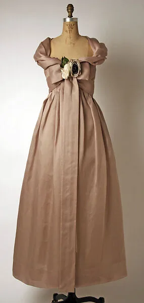 Evening dress — Yves Saint Laurent|House of Dior