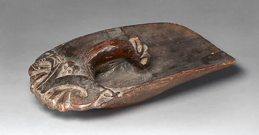 Canoe bailer (Tiheru [?])