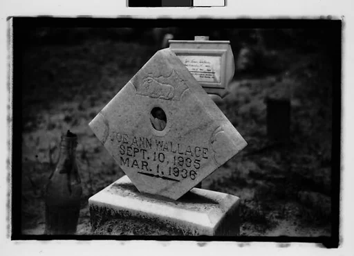 [Headstone and Bottle on Grave, Alabama]