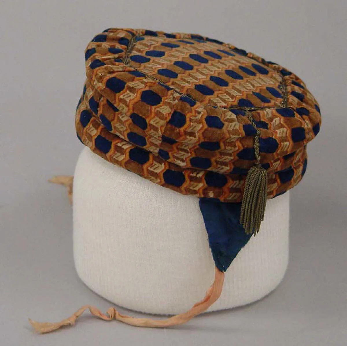 Cap — Unknown