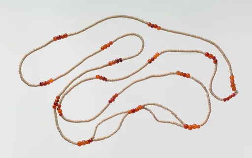Girdle of disc and ball beads