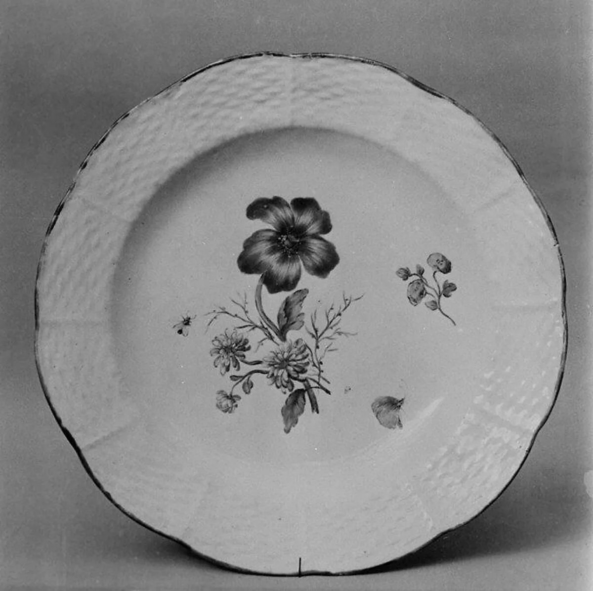 Plate — Chantilly