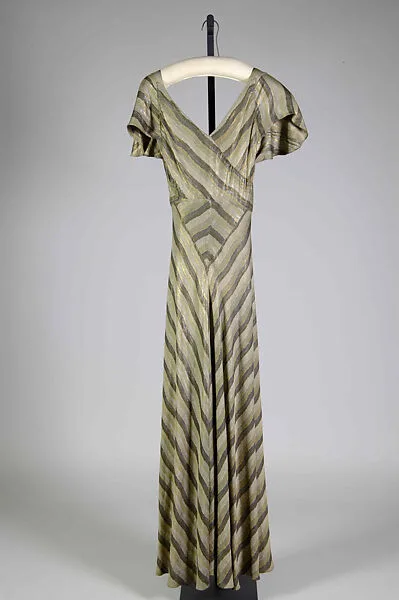 Evening dress — Elizabeth Hawes