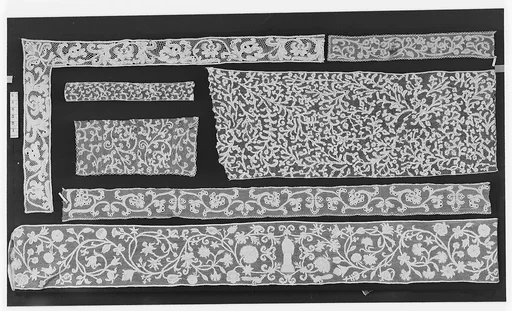 Strip with corner